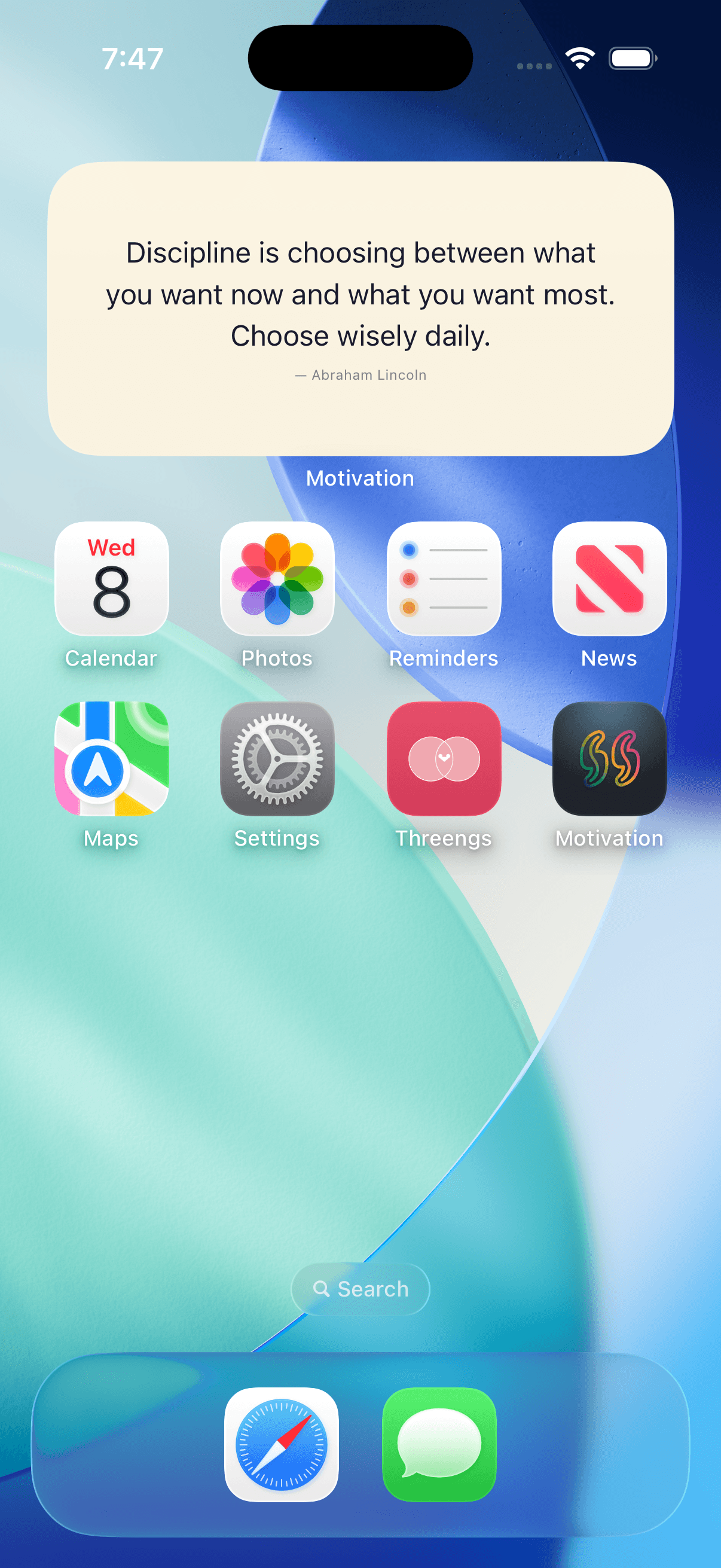 iPhone Home Screen with a cream quote widget showing a discipline quote attributed to Abraham Lincoln above the app icons